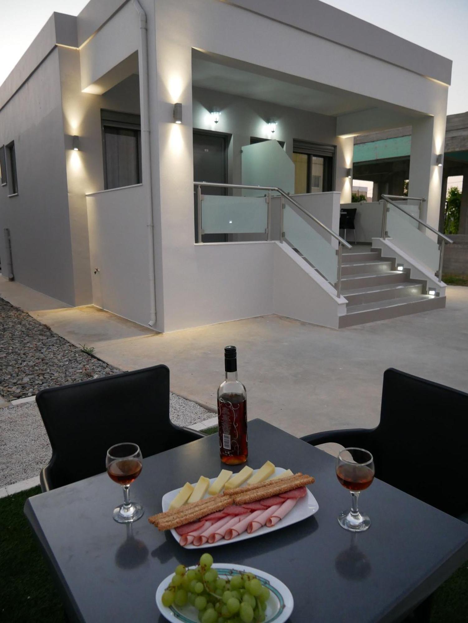 Erotokritos Studios Agia Marina  Екстер'єр фото