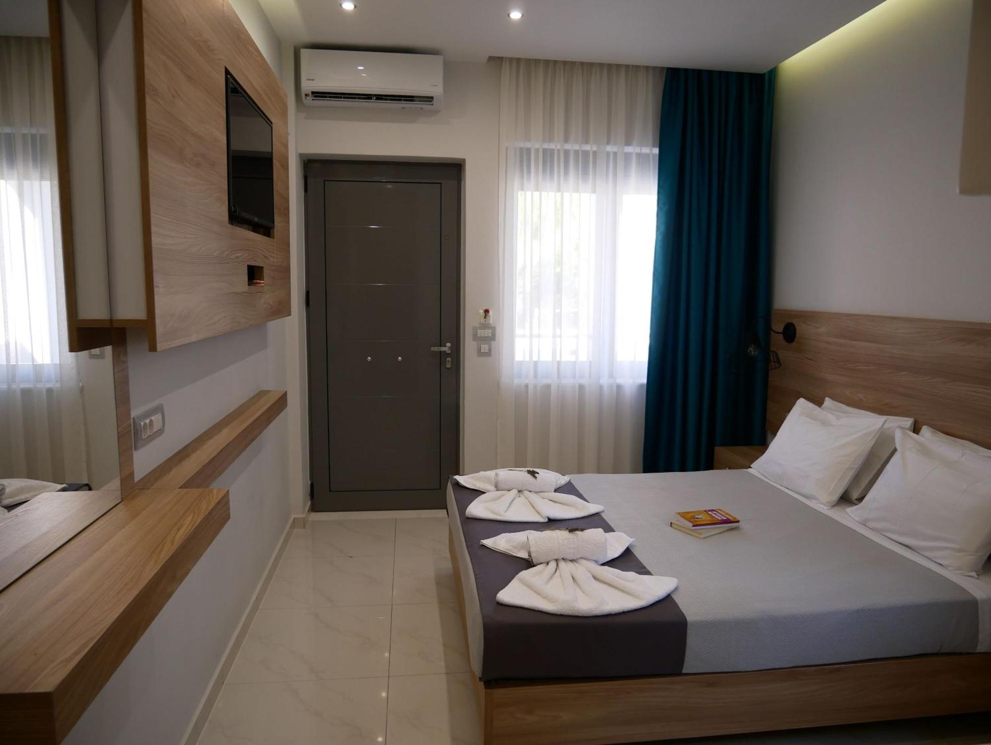 Erotokritos Studios Agia Marina  Екстер'єр фото